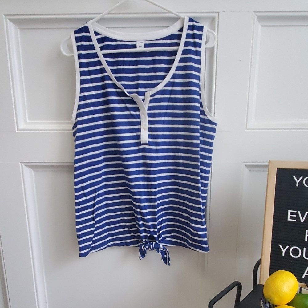 Old Navy tie front tank